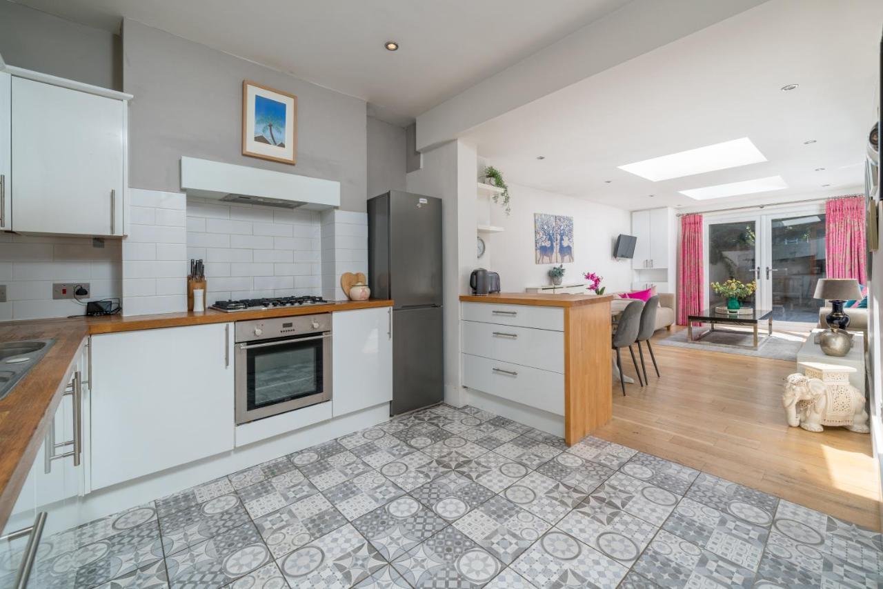 Gorgeous Flat With Garden In Battersea London