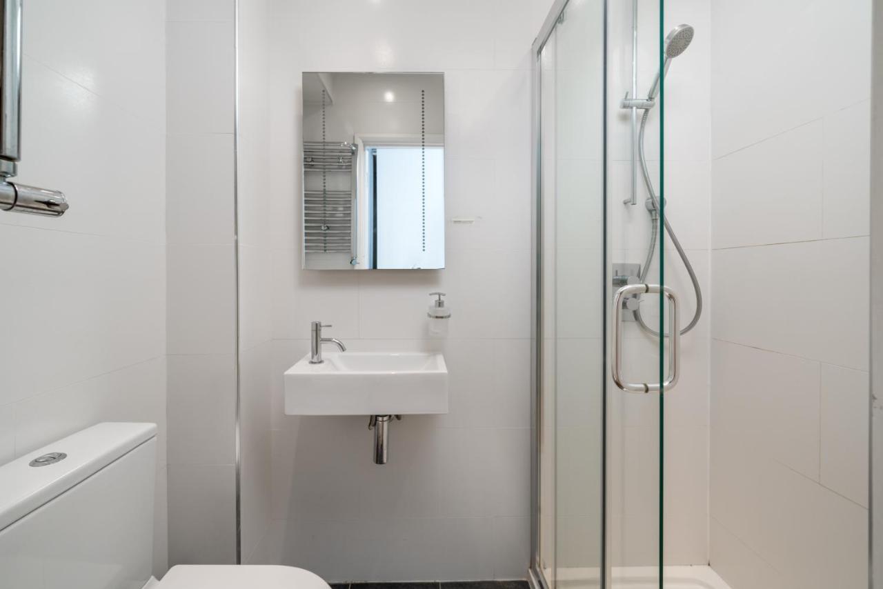 Gorgeous Flat With Garden In Battersea