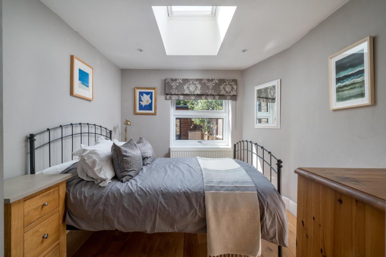 Gorgeous Flat With Garden In Battersea Apartment *